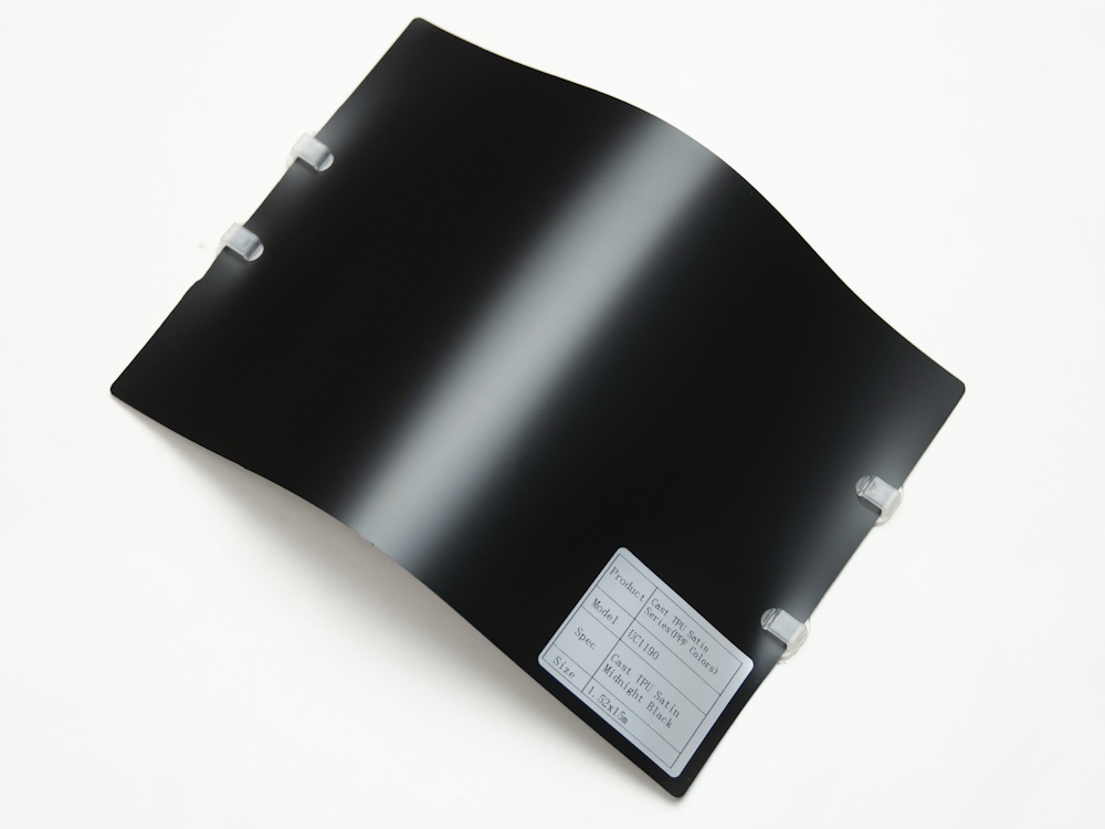 Полиуретановая пленка PPF Colors Satin Midnight Black (полуночно-черный сатин), матовая, UC1190, 1,52×15 м